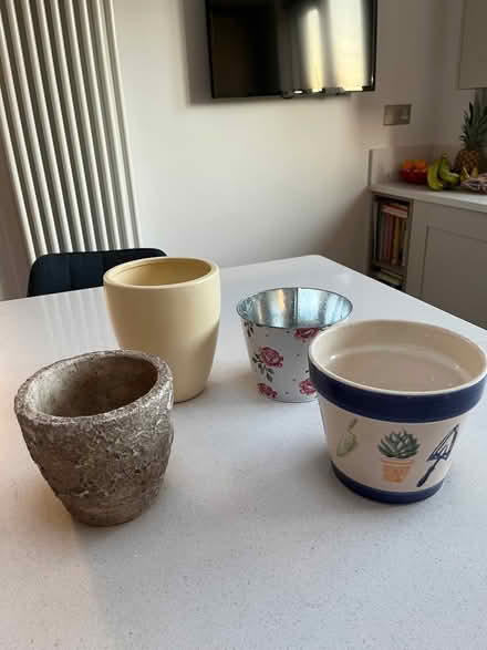 Photo of free Plant pots (Polwarth EH14) #1