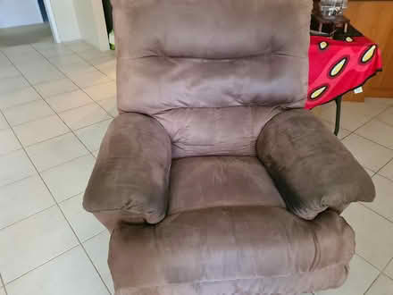 Photo of free Lounge + 2 Recliner Chairs (Ashby) #2