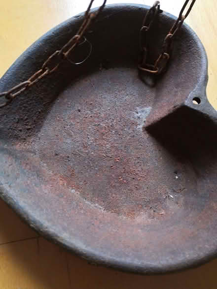 Photo of free Small hanging birdbath (Grandpont OX1) #1
