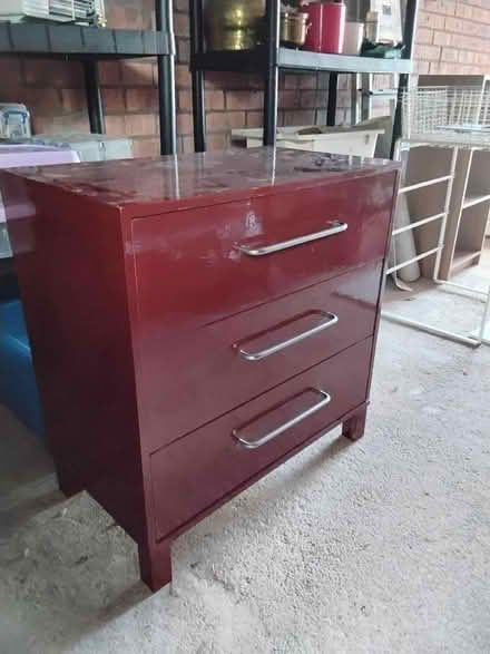 Photo of free Chest of drawers (Ellesmere SY12) #1