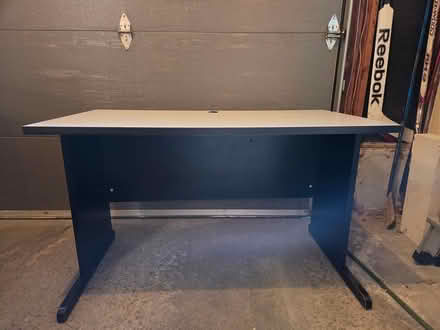 Photo of free Two Desks (Alta Vista) #2