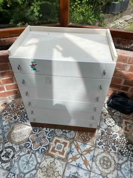Photo of free Chest of drawers (SY3) #1