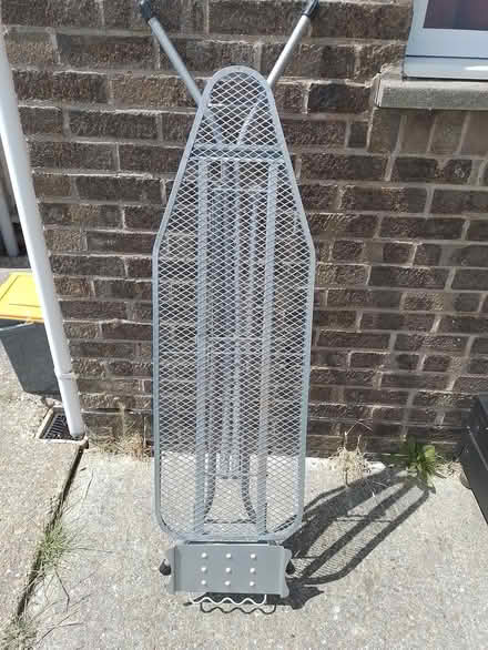 Photo of free Ironing board (BN22) #1