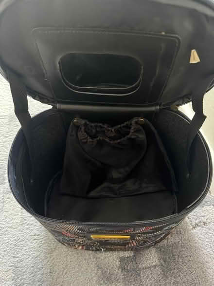 Photo of free Makeup / Jewellery case (Sundon Park LU3) #3