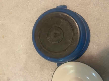 Photo of free Very old le creuset pot 18 inch (RG2) #4