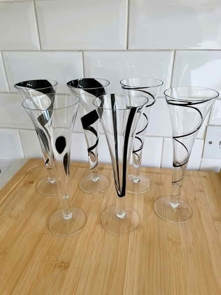 Photo of free wine, champagne, cocktail glasses (Haringey, near St Ann's, N15) #2