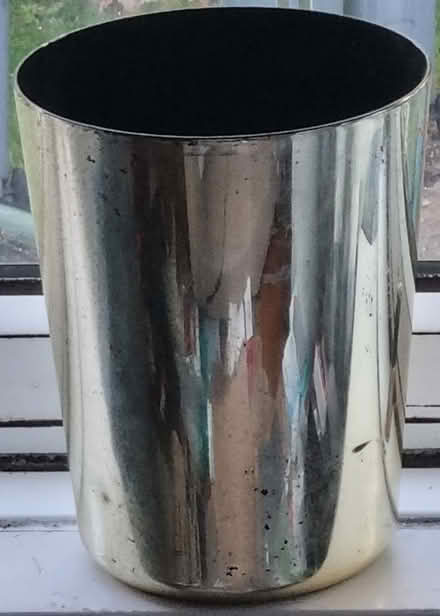 Photo of free Plastic Wastepaper Bin (Levenshulme M19) #1