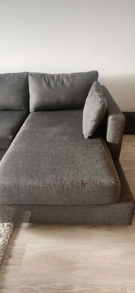 Photo of free End part of couch - chaise lounge (Royal Oak near roundabout) #1