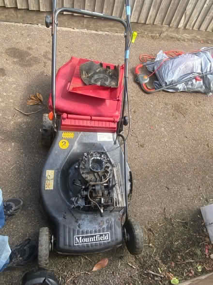 Photo of free Lawn mower (Mk404gj) #4