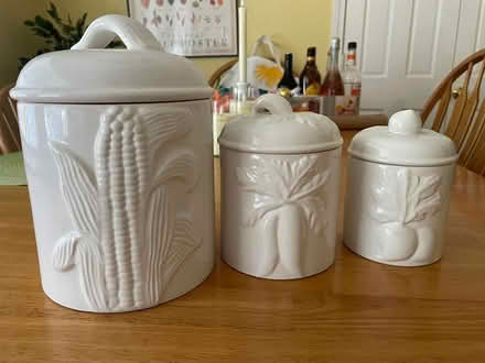 Photo of free ceramic kitchen cannisters (So Chelmsford) #1