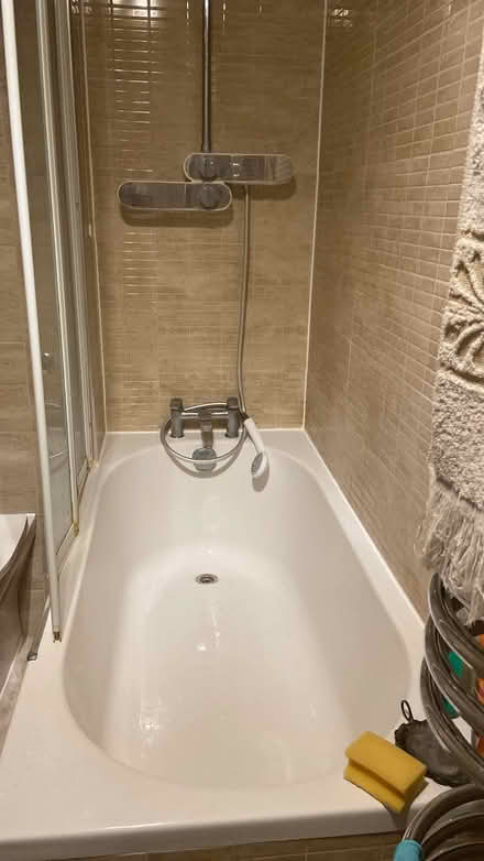 Photo of free Bathtub (Lanark W9) #1