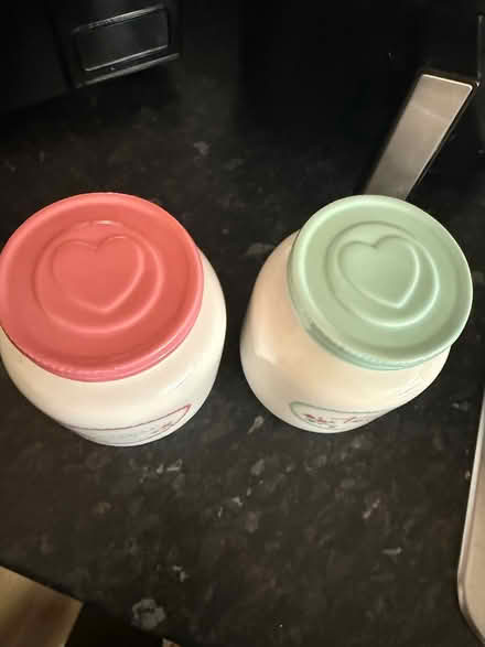 Photo of free Ceramic tea and coffee pots (Carshalton) #2