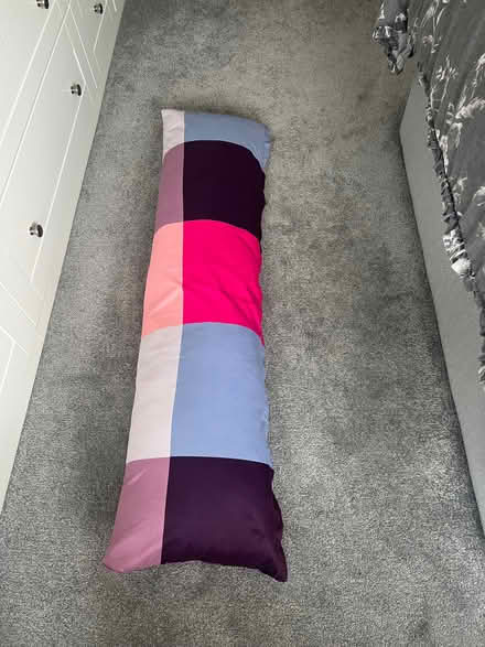 Photo of free Long pillow (Winchmore Hill N21) #1