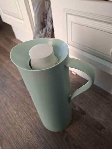 Photo of free Thermos jug (Kilburn DE56) #1