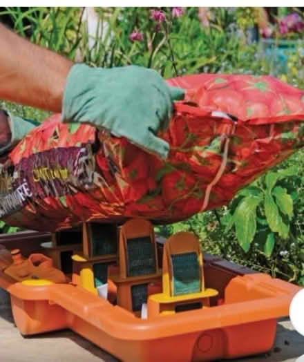 Photo of free Hozelock Grow Bag Waterer (CT1) #1