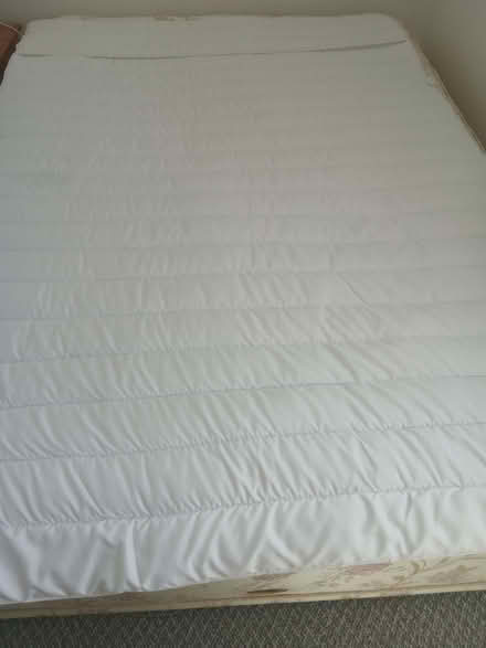 Photo of free Silentnight Double electric blanket and mattress cover (Evesham WR11) #4