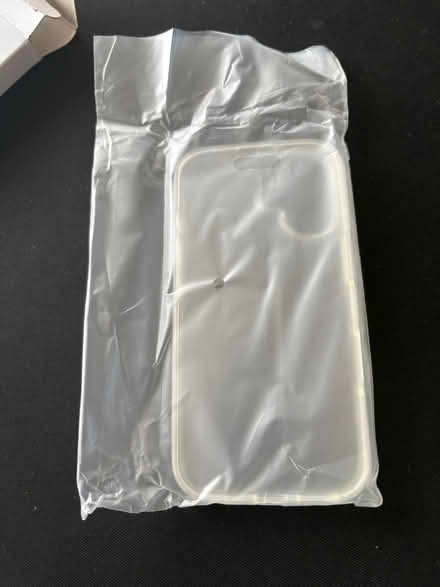 Photo of free iPhone 16 clear case (S35 High Green) #3