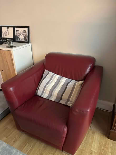 Photo of free Sofa & arm chair (Totteridge, High Wycombe) #2