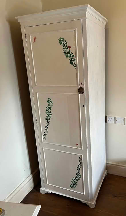 Photo of free Wardrobe (Wheatley OX33) #1
