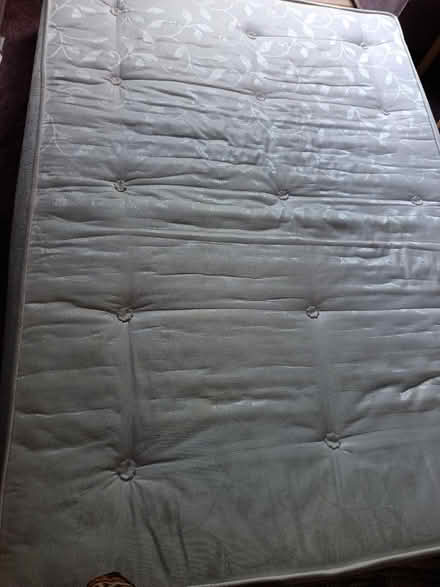 Photo of free Windsor hybrid double mattress (Hall green B11) #1