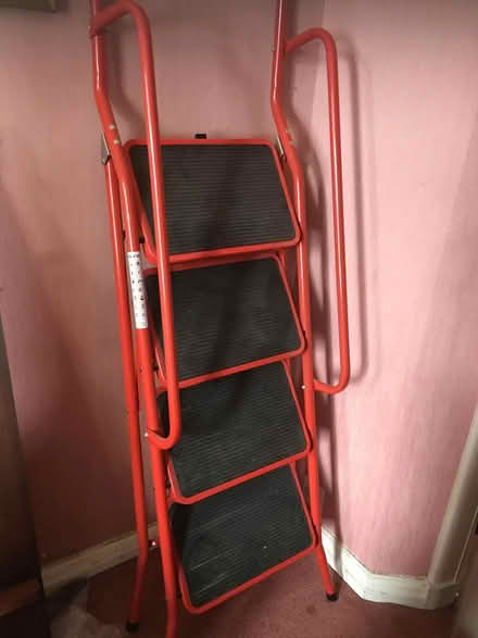 Photo of free Step ladder with rail (High Barnet EN5) #1
