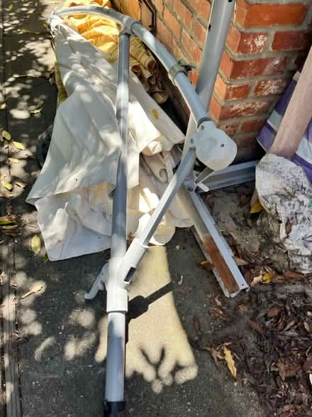 Photo of free Patio umbrella frame and base (Cuesta Park, Mountain View) #2