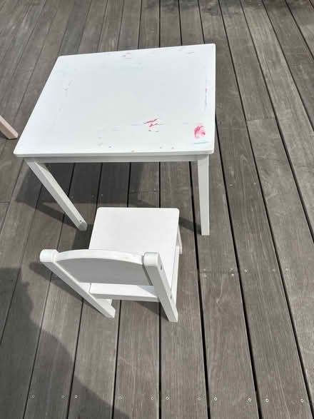 Photo of free Small child’s table and chair (Top Amersham HP6) #2