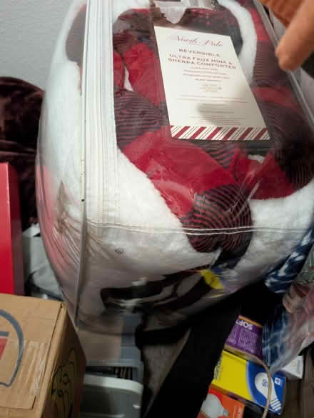 Photo of free Christmas blanket (Castle hills) #2