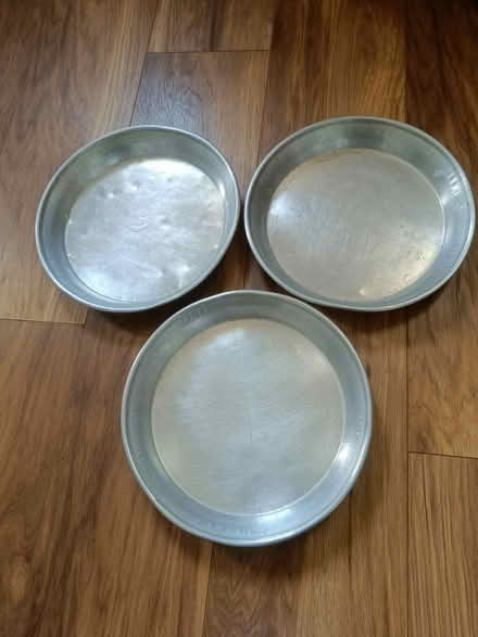 Photo of free Aluminium baking trays (Friern Barnet, N11) #1