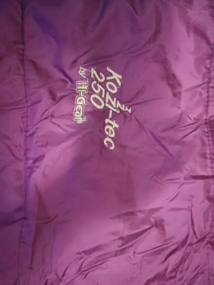 Photo of free 3 season sleeping bag (Endymion rd, finsbury park, N4) #1