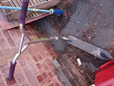 Photo of free Childrens scooter (Castle Donington DE74) #2