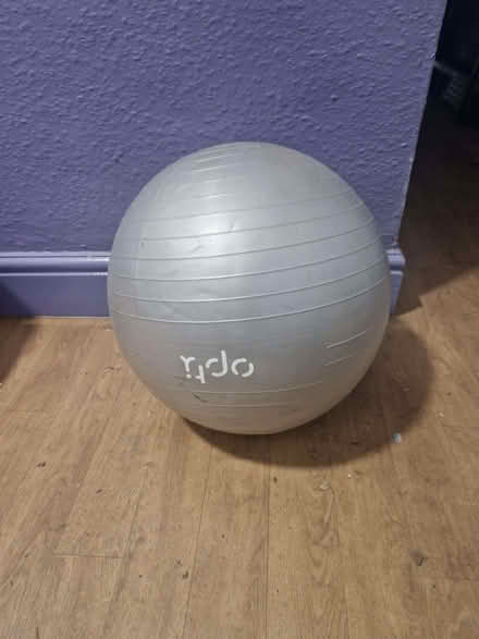 Photo of free exercise Ball (Dingle L8) #1