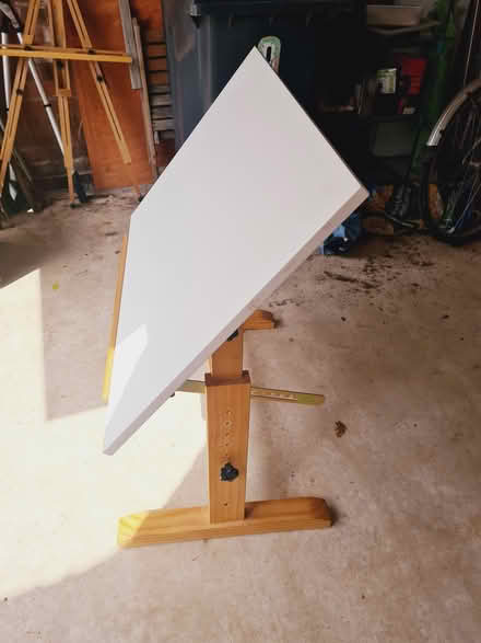 Photo of free Easel - Hobby Craft (Longden SY5) #1