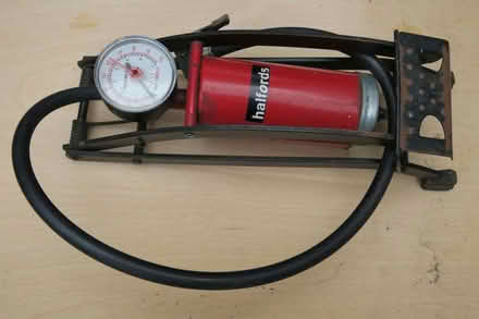 Photo of free Care tyre foot pump (Purley on Thames RG31) #1