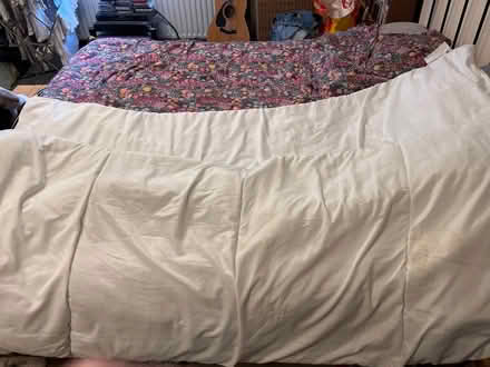 Photo of free Good condition. I think this is a King size duvet (Shephall SG2) #1