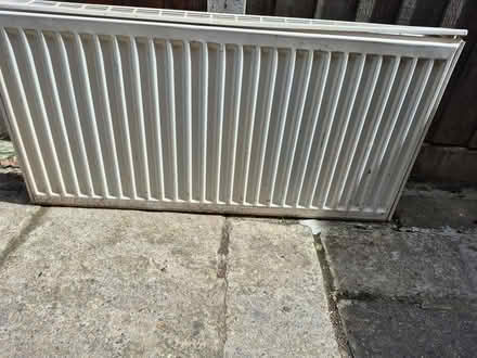 Photo of free White Radiator 900 x 472 approx (ME2) #2