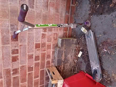 Photo of free Childrens scooter (Castle Donington DE74) #1