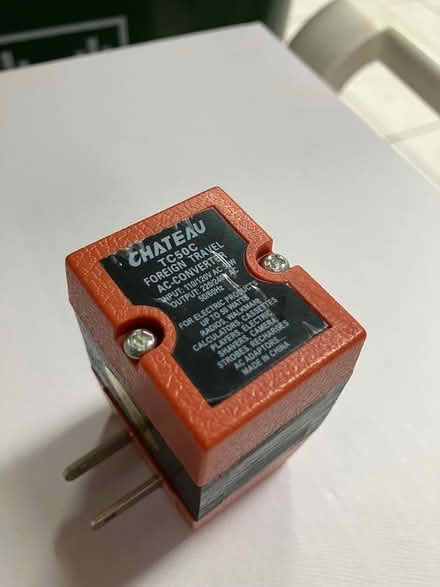 Photo of free Travel plug (Britannia/Terry Fox) #2