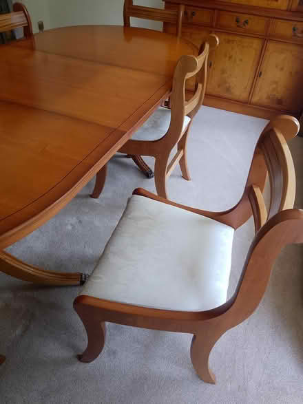 Photo of free Dining table with 6 chairs. VGC (Wigmore ME7) #4