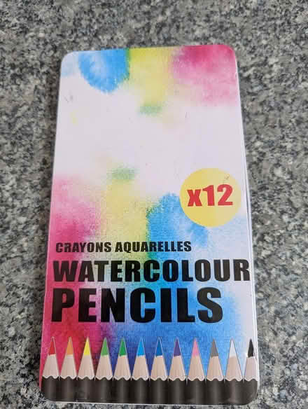 Photo of free Watercolor pencils (Henbury) #2