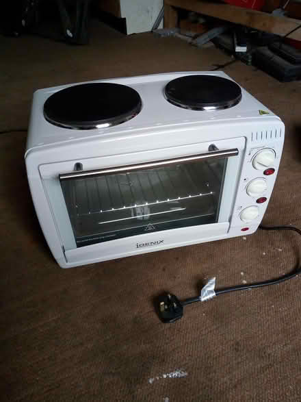 Photo of free iGenix IG7126 26 Litre Mini Oven (Highbury N5) #1