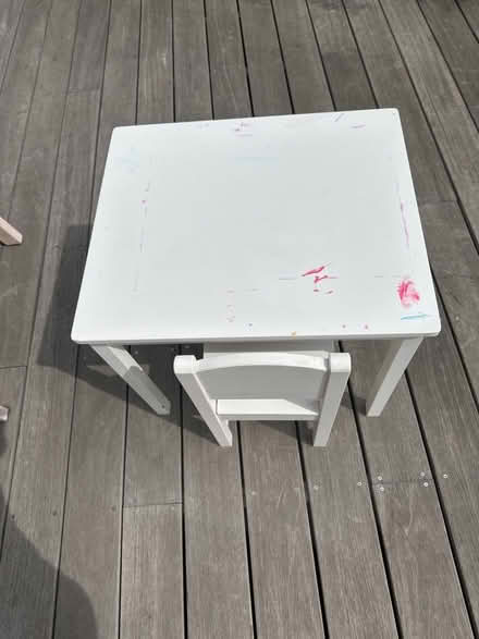 Photo of free Small child’s table and chair (Top Amersham HP6) #1