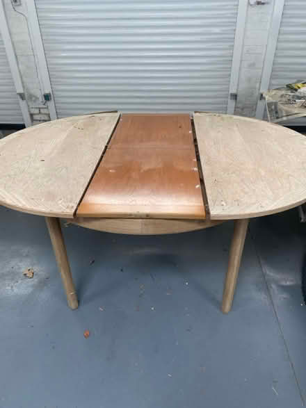 Photo of free Extendable table (Colchester 3 miles. CO6) #1