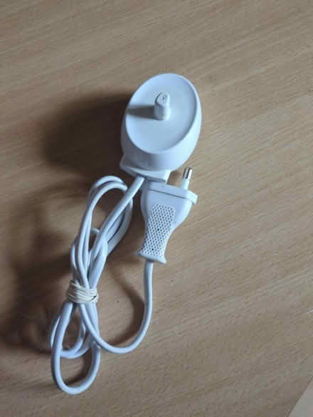 Photo of free electric toothbrush charger (Mosspark, Glasgow G52) #1