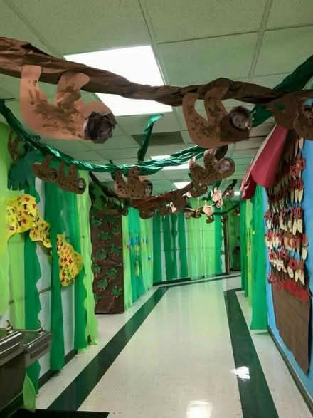 Photo of rainforest decorations (Anaheim) #2