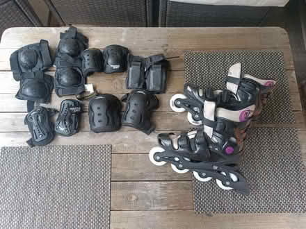 Photo of free No Fear - rollerblades size 5 (Hanwell W7) #2