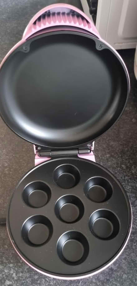 Photo of free Electric Cup Cake Maker (BN23 5TP) #2