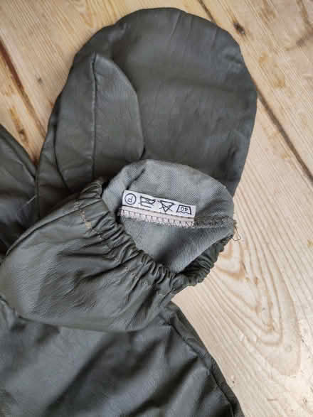 Photo of free Waterproof mittens (were used on the motorbike in the rain) (Henleaze Ward BS9) #3