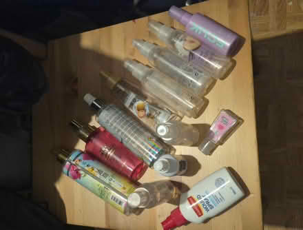 Photo of free Empty bottles (Somers town NW1) #1