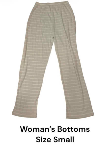 Photo of free Woman’s Bottoms (Brooklyn Storage) #1